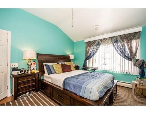 596 Pine St, Lowell, MA 01851 photo 10
