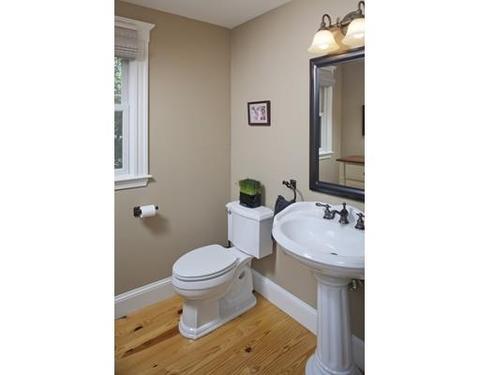 565 Franklin, Reading, MA 01867 photo 11