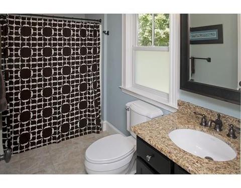 565 Franklin, Reading, MA 01867 photo 17