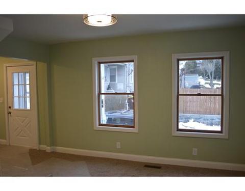 84 Oak St, Fall River, MA 02720 photo 8