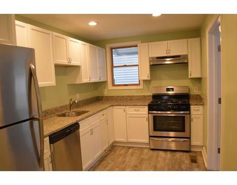 84 Oak St, Fall River, MA 02720 photo 2