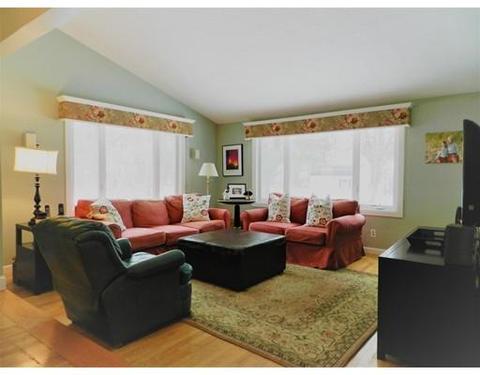 44 Yale Rd, Needham, MA 02494 photo 4