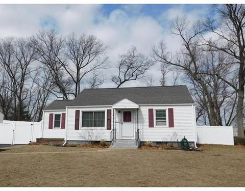 72 Kenway Dr, Springfield, MA 01104 photo 2