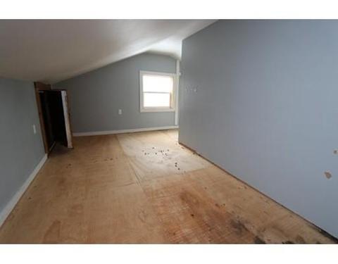 31 Cherryvale St, Chicopee, MA 01020 photo 23