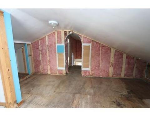 31 Cherryvale St, Chicopee, MA 01020 photo 22