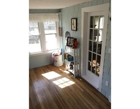 81 Dorset St, Springfield, MA 01108 photo 17