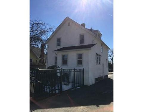 81 Dorset St, Springfield, MA 01108 photo 4