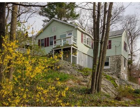 93 Spring St, Wakefield, MA 01880 photo 1