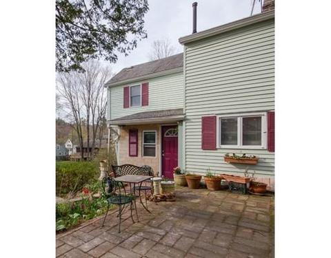 93 Spring St, Wakefield, MA 01880 photo 3