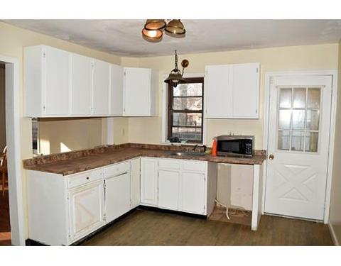 16 Glendell Ter, Springfield, MA 01108 photo 13