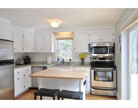 19 Upland Rd, Atkinson, NH 03811 photo 2