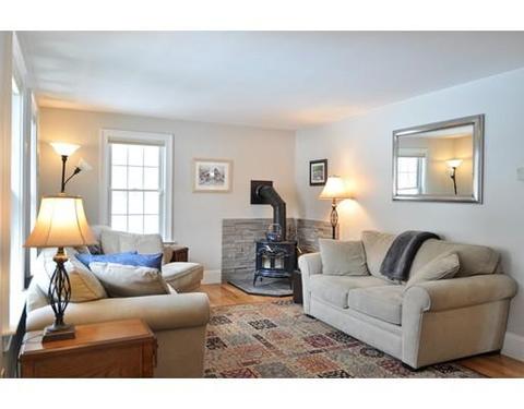 19 Upland Rd, Atkinson, NH 03811 photo 5