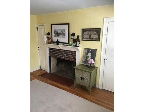 26 E Main St, Middleboro, MA 02346 photo 11