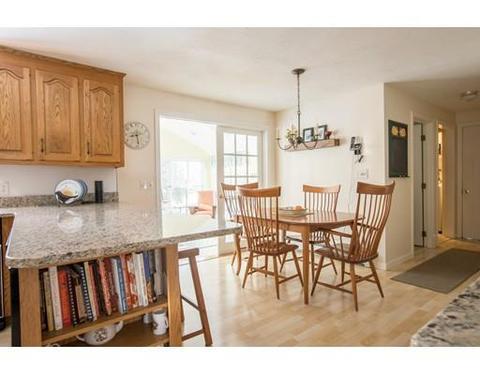 7 Arrowhead Rd, Walpole, MA 02081 photo 5
