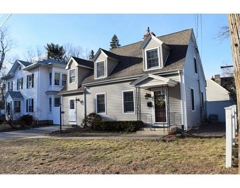 82 Hampshire St, Springfield, MA 01151 photo 3