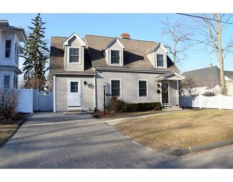 82 Hampshire St, Springfield, MA 01151 photo 2