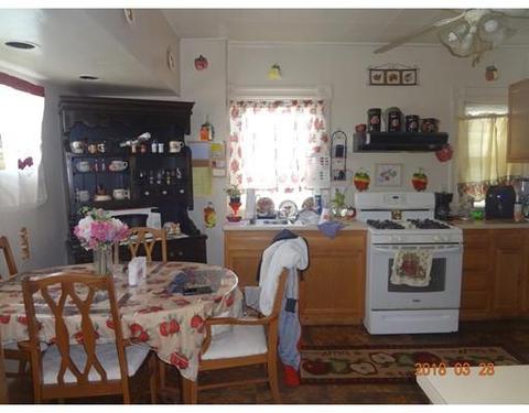 40 Ashley St, Springfield, MA 01105 photo 4