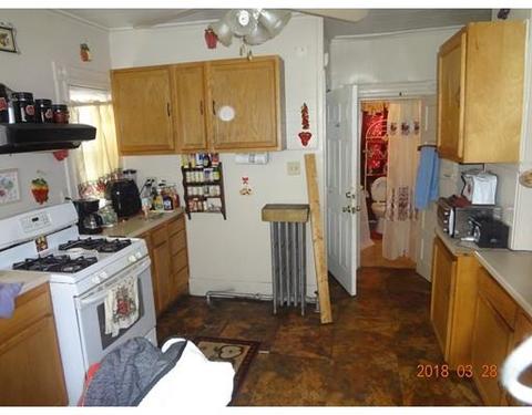 40 Ashley St, Springfield, MA 01105 photo 5