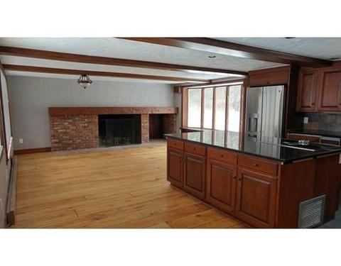 345 Spring St, Lee, MA 01238 photo 5