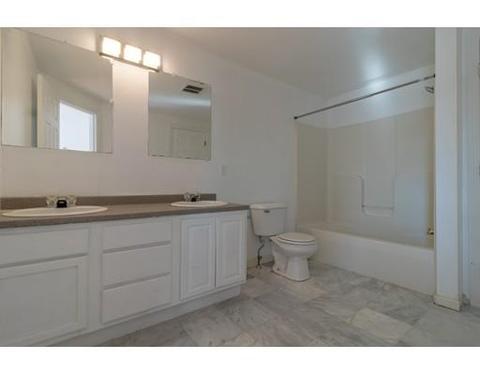 8 Hyannis Pl, Worcester, MA 01604 photo 9