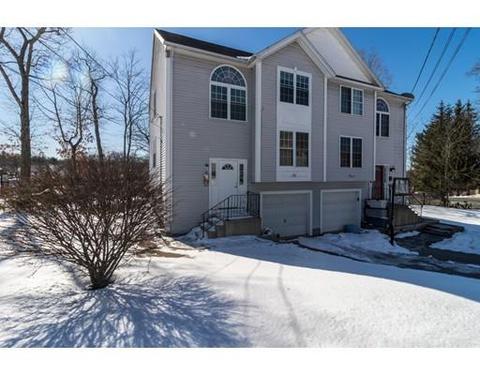 8 Hyannis Pl, Worcester, MA 01604 photo 1