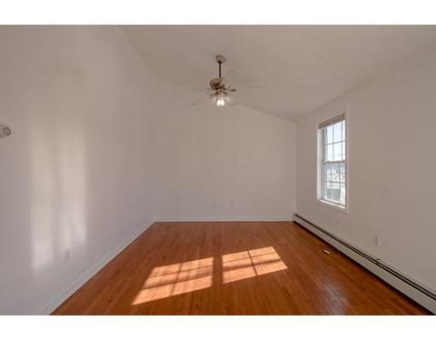 8 Hyannis Pl, Worcester, MA 01604 photo 10