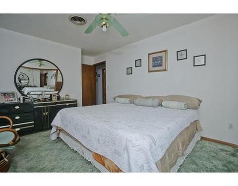 44 Vadnais St, Springfield, MA 01104 photo 13
