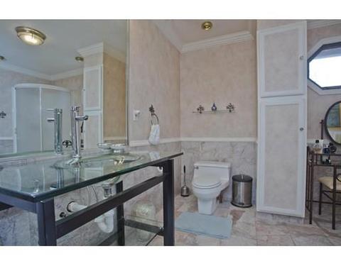 44 Vadnais St, Springfield, MA 01104 photo 16