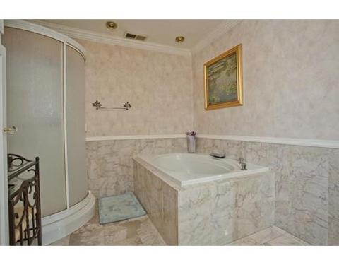 44 Vadnais St, Springfield, MA 01104 photo 18