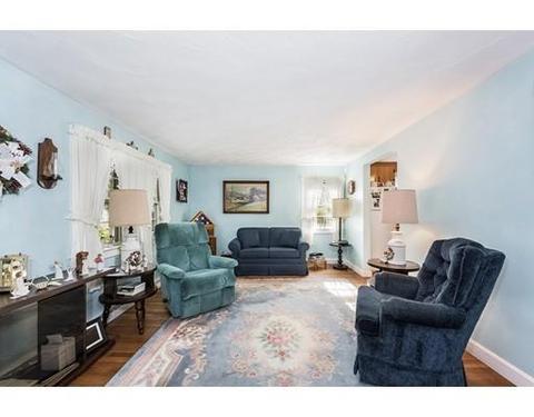 23 Brown St, Maynard, MA 01754 photo 5