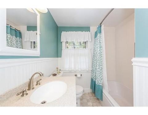 23 Brown St, Maynard, MA 01754 photo 12