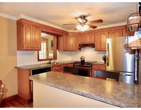 512 Maple St, Franklin, MA 02038 photo 7