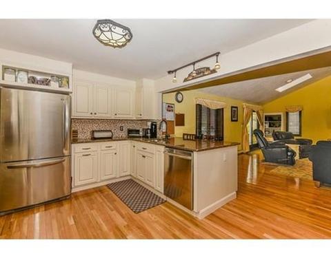 23 Cedarcrest Rd, Canton, MA 02021 photo 3