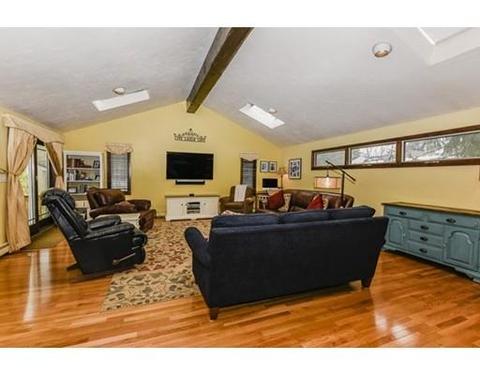 23 Cedarcrest Rd, Canton, MA 02021 photo 4