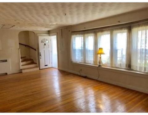 52 Longfellow Rd, Worcester, MA 01602 photo 3