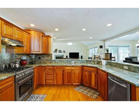 104 Maple Springs Rd, Wareham, MA 02571 photo 9