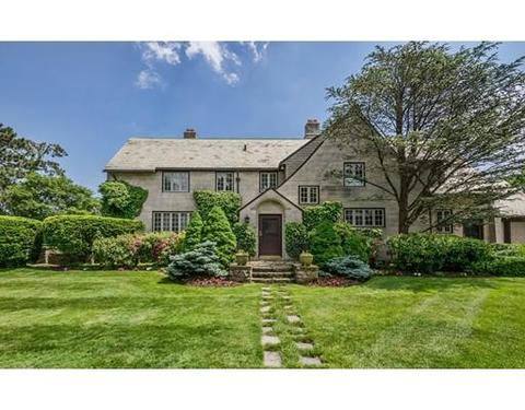 14 Monroe Rd, Marblehead, MA 01945 photo 2