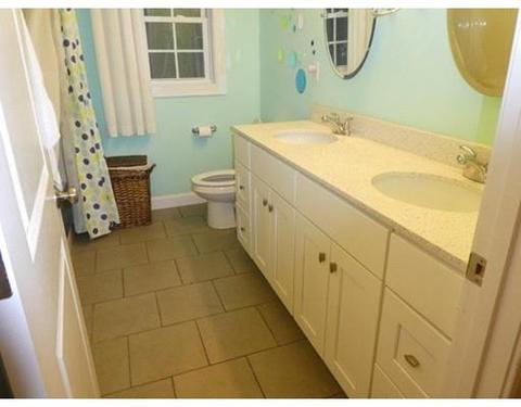 415 Pelham Rd, Dracut, MA 01826 photo 13