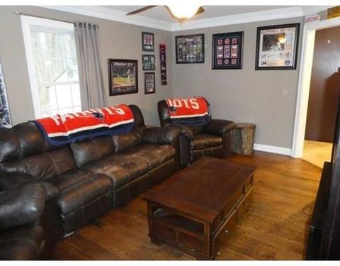 415 Pelham Rd, Dracut, MA 01826 photo 9