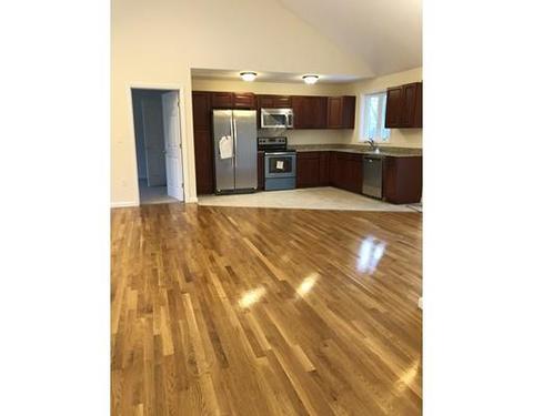 4 Farm St, Worcester, MA 01602 photo 4