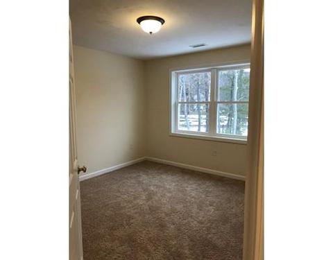4 Farm St, Worcester, MA 01602 photo 11