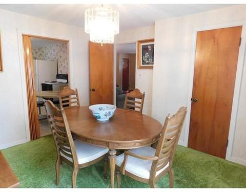 31 Upton St, Springfield, MA 01104 photo 13
