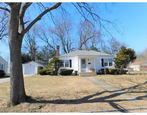 31 Upton St, Springfield, MA 01104 photo 1
