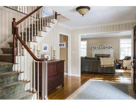 355 Cartwright Rd, Needham, MA 02494 photo 2