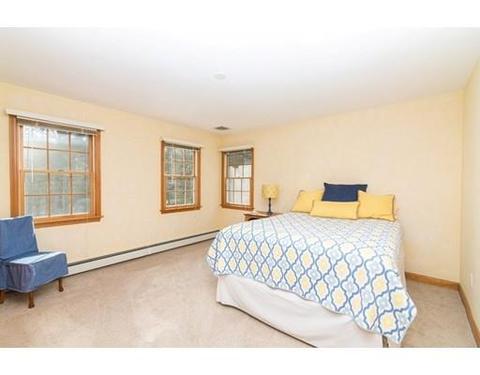 5 Parker Rd, Mendon, MA 01756 photo 11