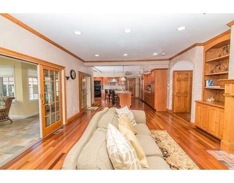 5 Parker Rd, Mendon, MA 01756 photo 8