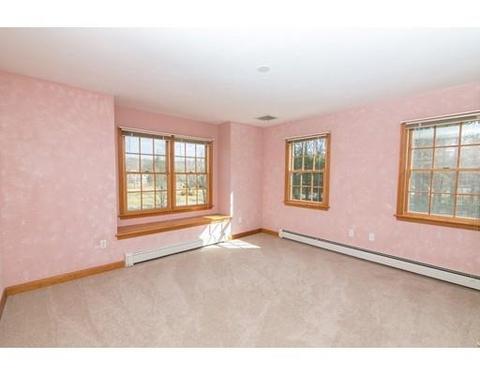 5 Parker Rd, Mendon, MA 01756 photo 12