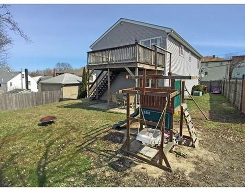 25 King St, Fall River, MA 02724 photo 2