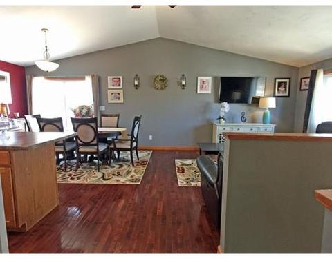 25 King St, Fall River, MA 02724 photo 9