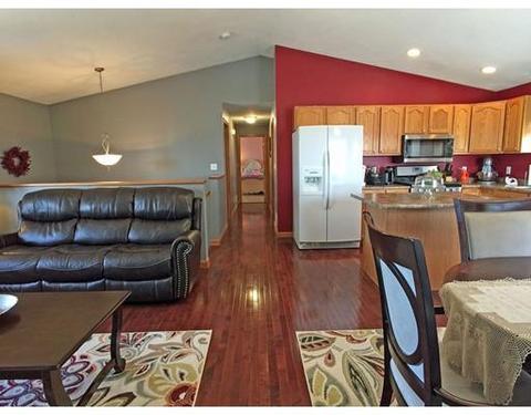 25 King St, Fall River, MA 02724 photo 7